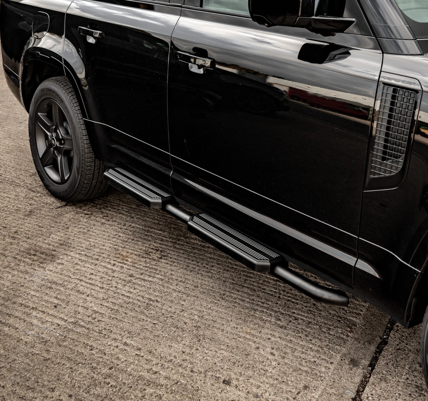 Side Steps for Land Rover Defender 110 / 130 Series (L663) Black