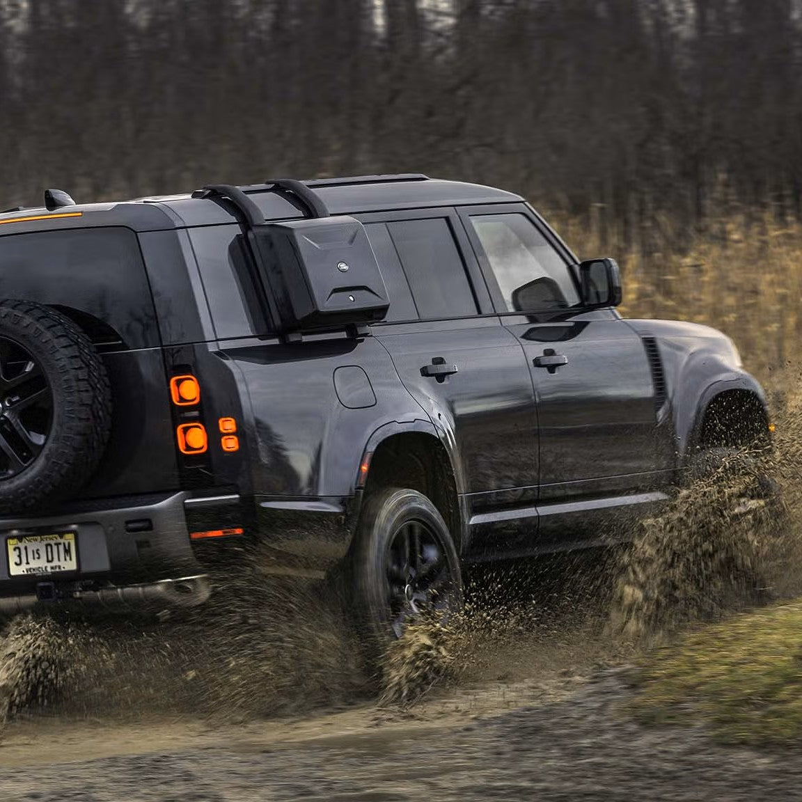 Side Storage Box For Land Rover Defender 90 / 110 / 130 Series (L663)