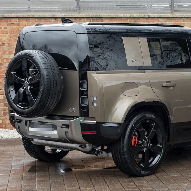 Smoked LED tail Lights for Land Rover Defender 90 / 110 / 130 (L663)