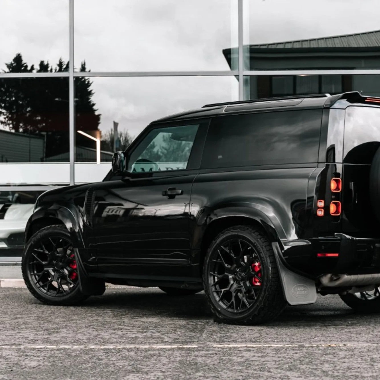Gloss Black Exterior Styling Pack for Land Rover Defender 90 (L663)
