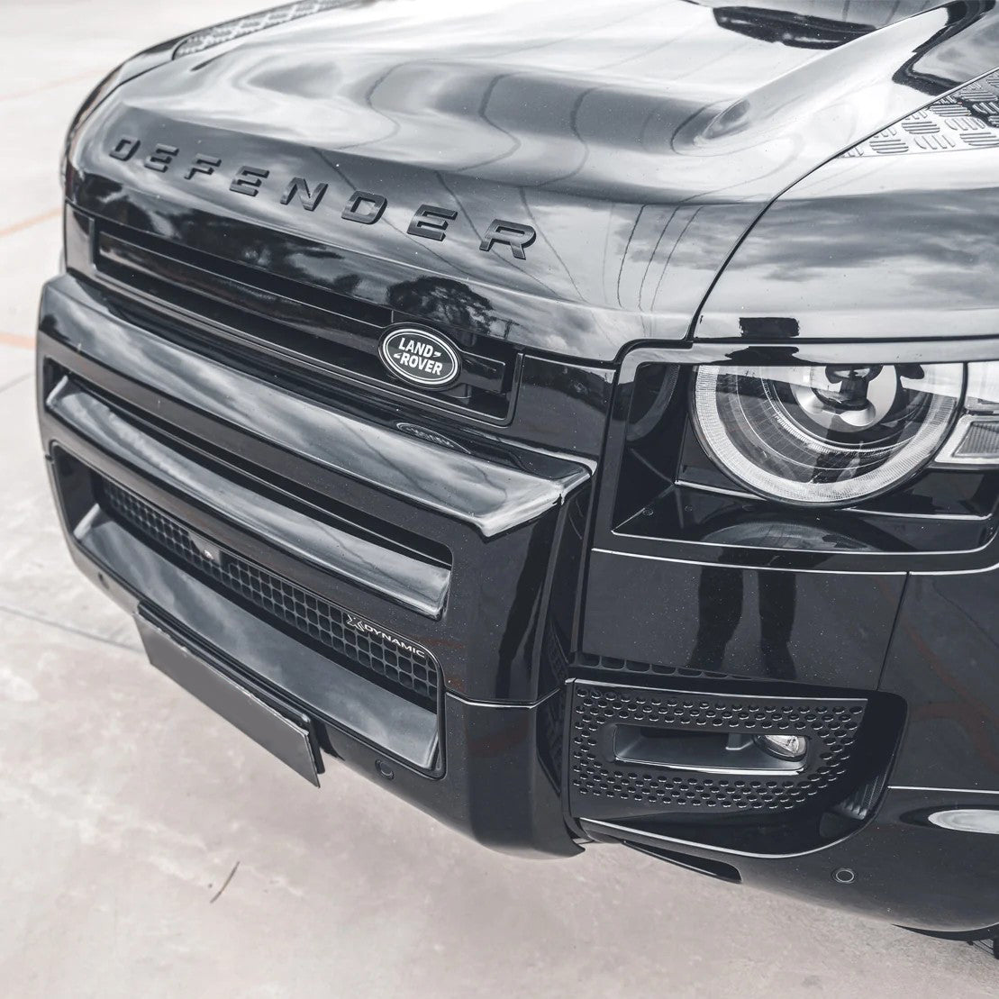 Gloss Black Front A-Frame Grille Guard for Land Rover Defender 90/110/130 (L663)