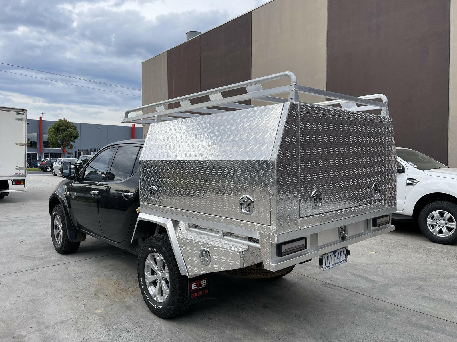 Aluminum Ute Tray & Canopy Package S10.