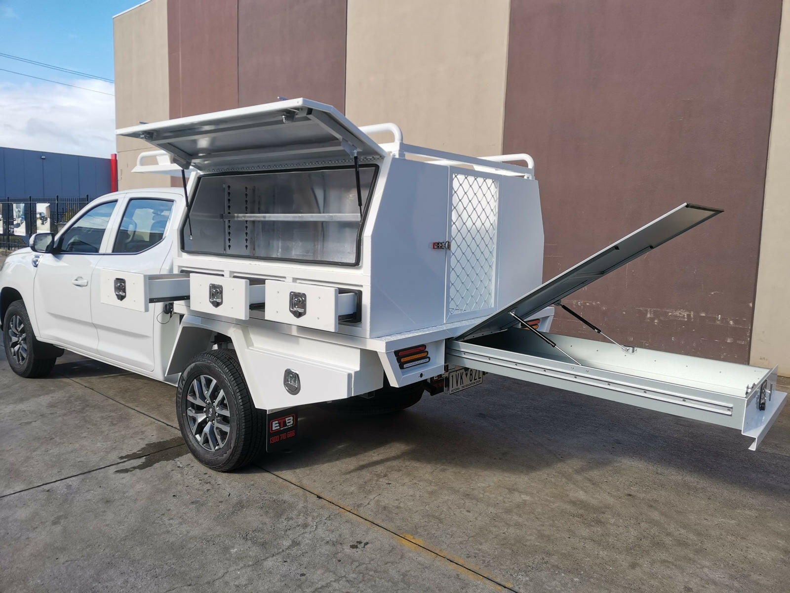 Aluminum Ute Tray & Canopy Package S7.