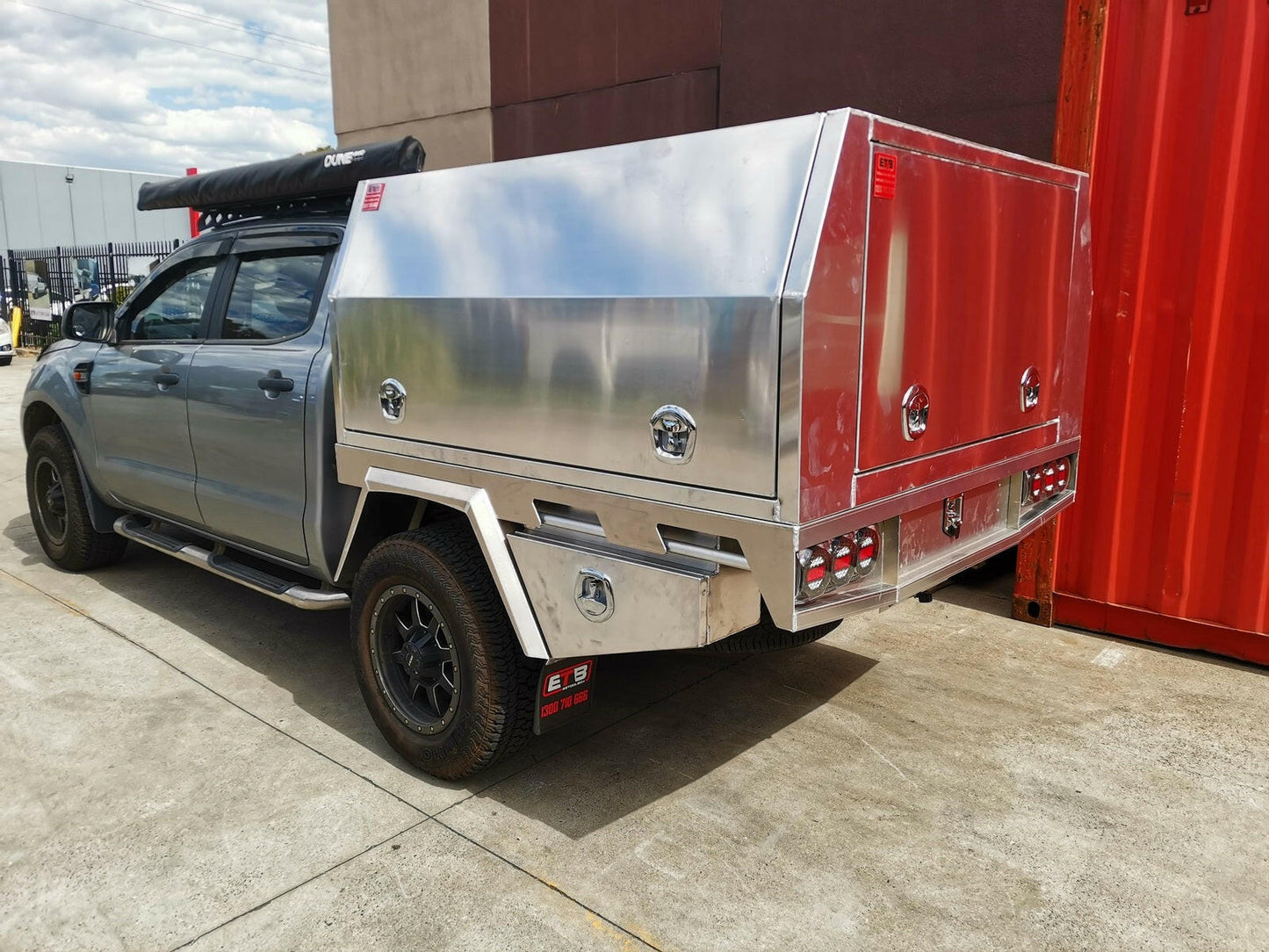 Aluminum Ute Tray & Canopy Package S13.